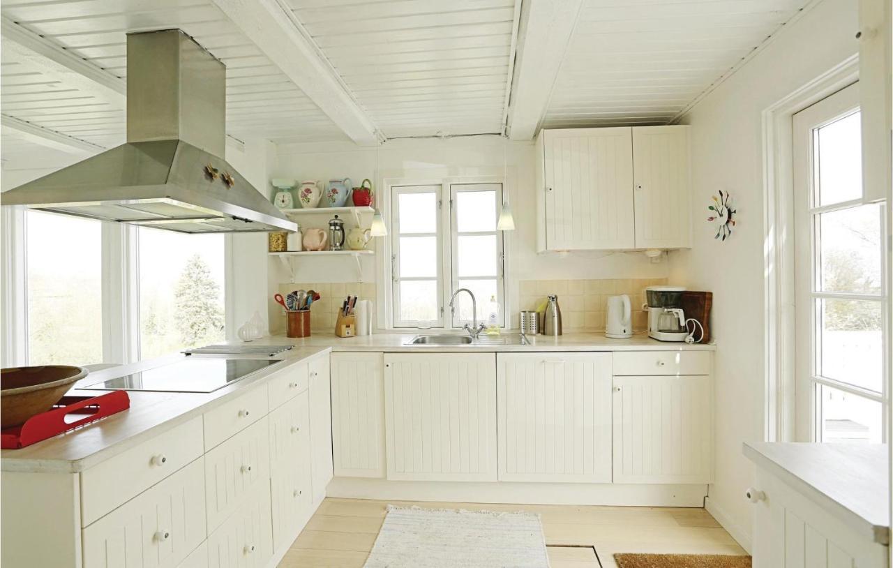 Lovely Home In Svaneke With House Sea View エクステリア 写真