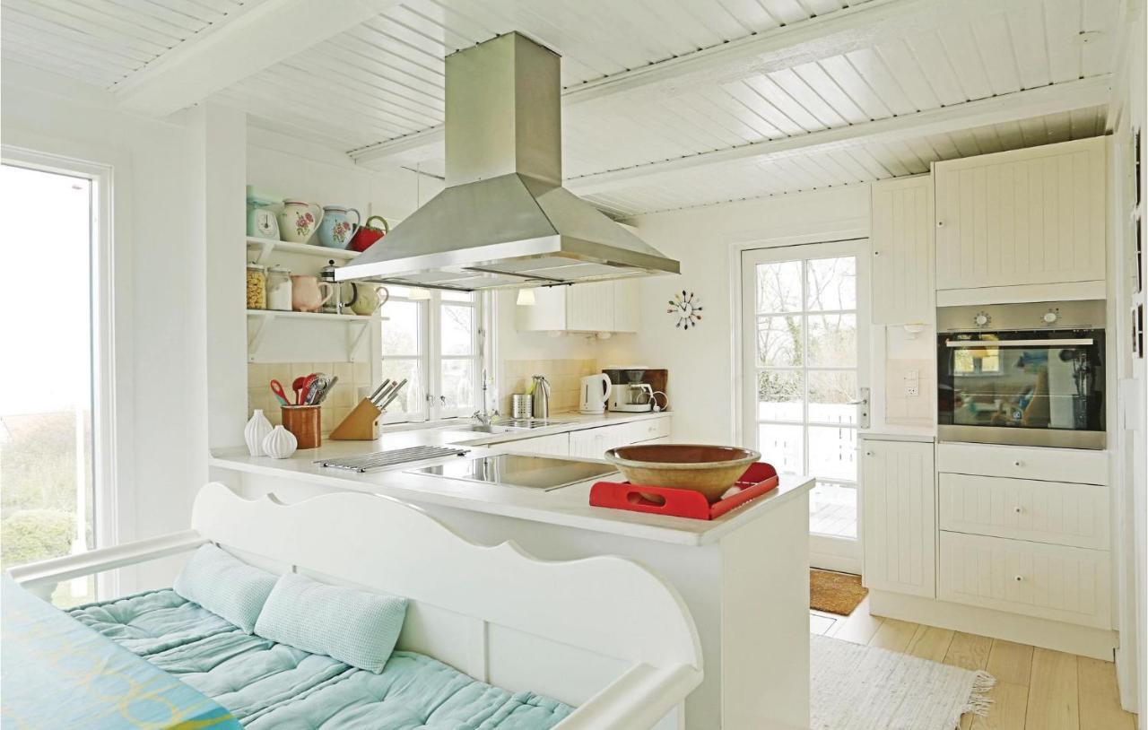 Lovely Home In Svaneke With House Sea View エクステリア 写真